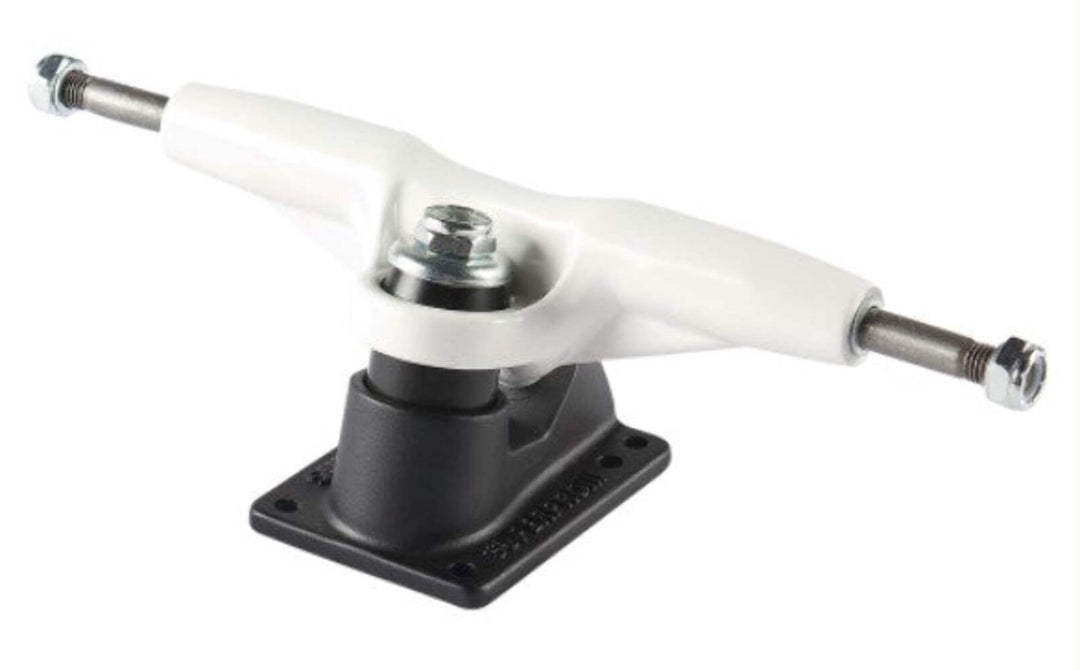 Gullwing Pro III White 9" Skateboard Trucks (Set of 2)