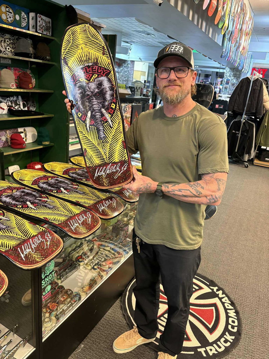 Powell Peralta Mike Vallely Elephant Green [Autographed] 7.5" Complete Skateboar