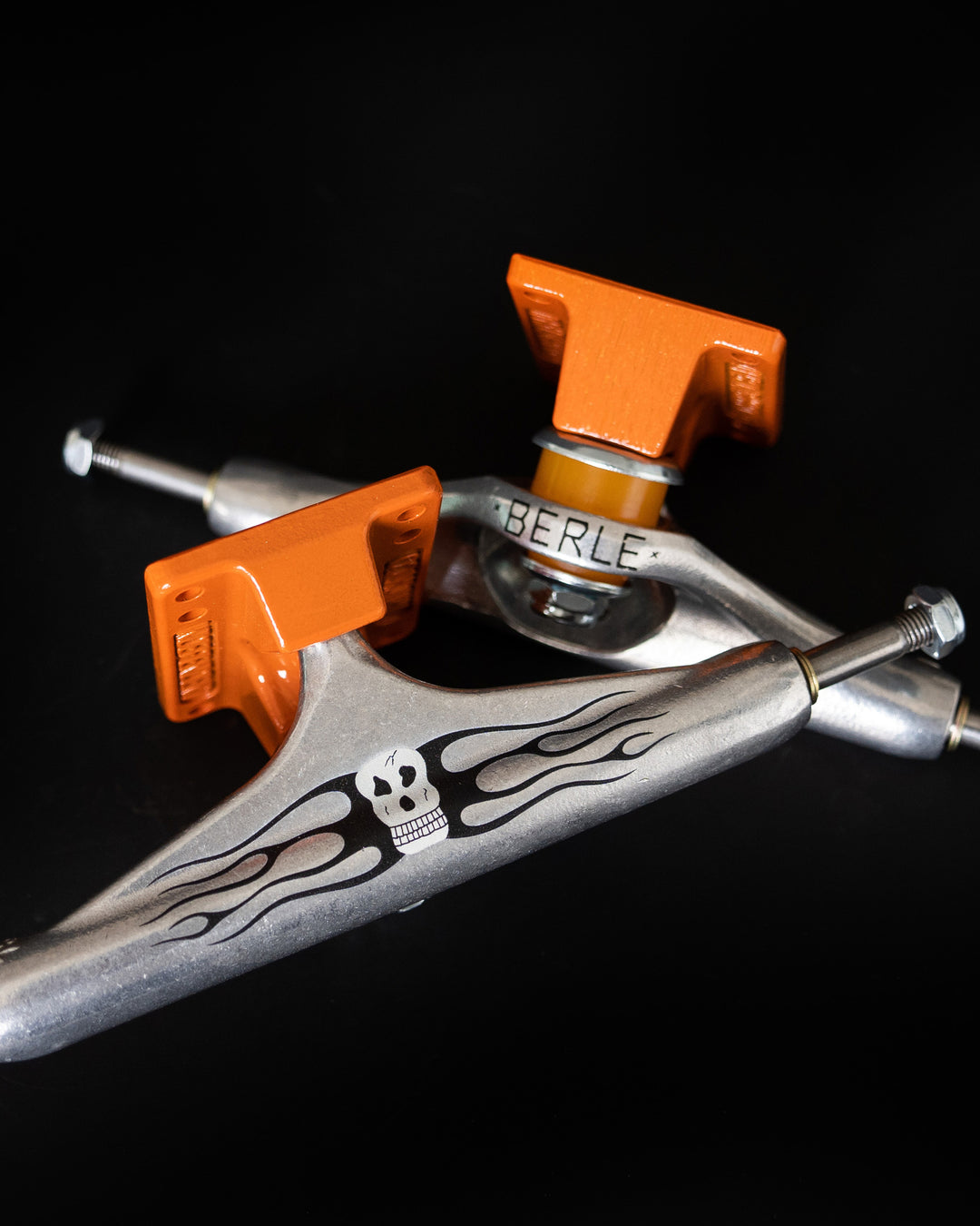 Independent Stage 11 Elijah Berle Skull Silver Orange Standard  Skateboard Trucks