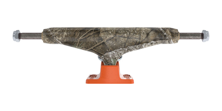Independent x REALTREE©️ APX Camo Stage 11 Skateboard Trucks