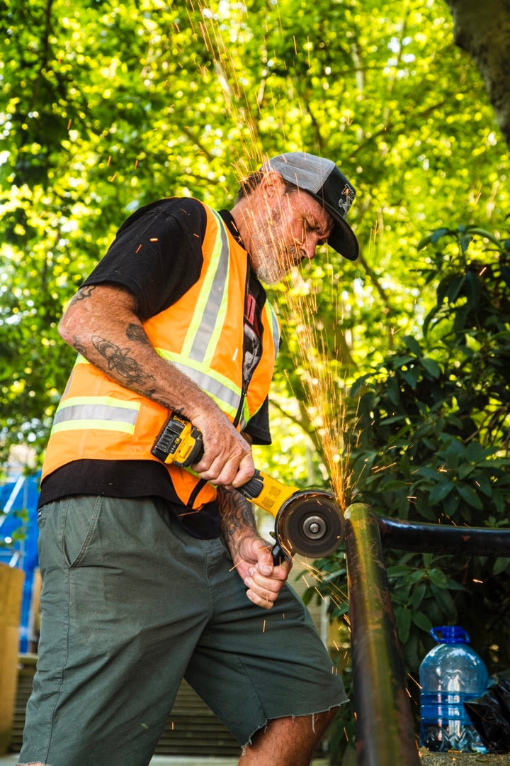 Independent Built To Grind Work Reversible Vest