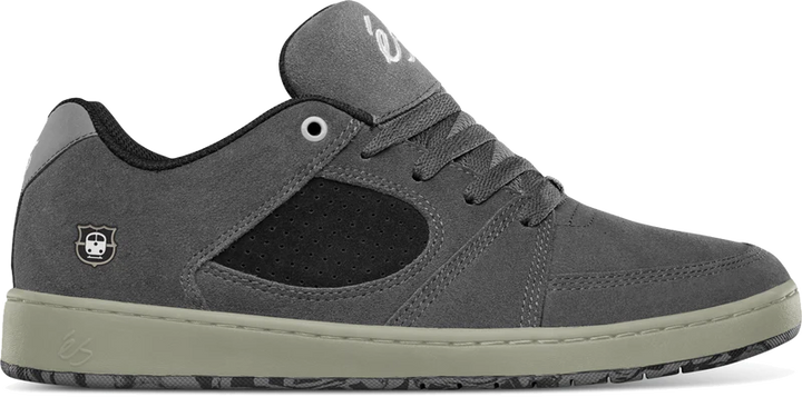 eS ACCEL SLIM x SANTS Skate Shoes