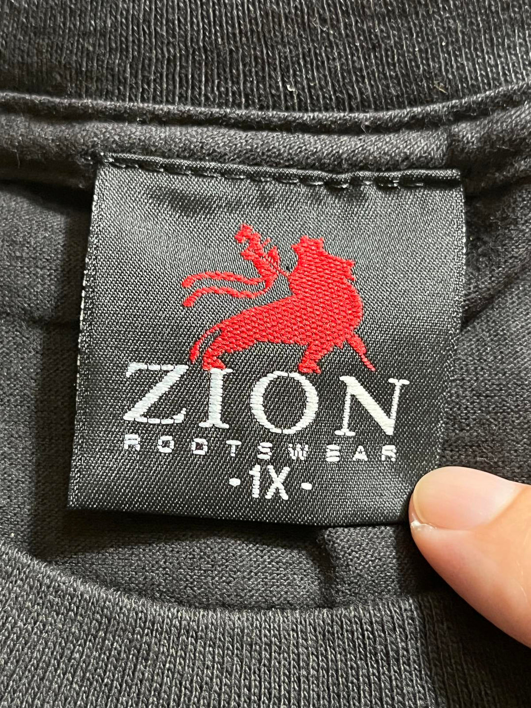 Jimi Hendrix	Photo Montage - Zion Rootswear - XL