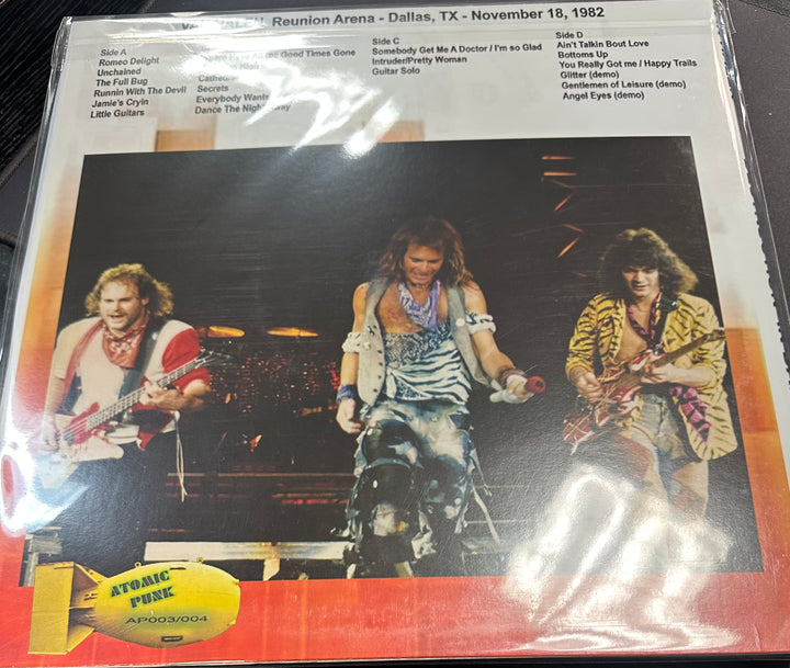 VAN HALEN - DESTRUCTION IN DALLAS 11/18/1982 2XLP COLOR Vinyl LP Record *Unofficial Release*