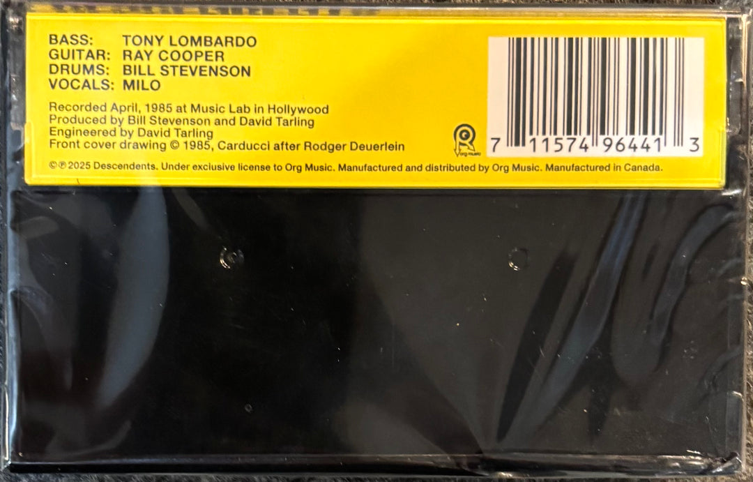 Back cover of DESCENDENTS – I DON'T WANT TO GROW UP with band members and tracklist on a yellow label.
