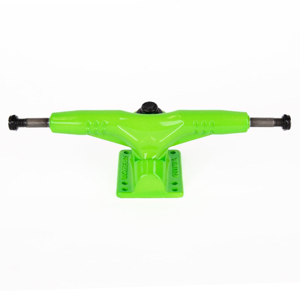 Gullwing Pro III neon green 9 inch skateboard trucks, photo 2