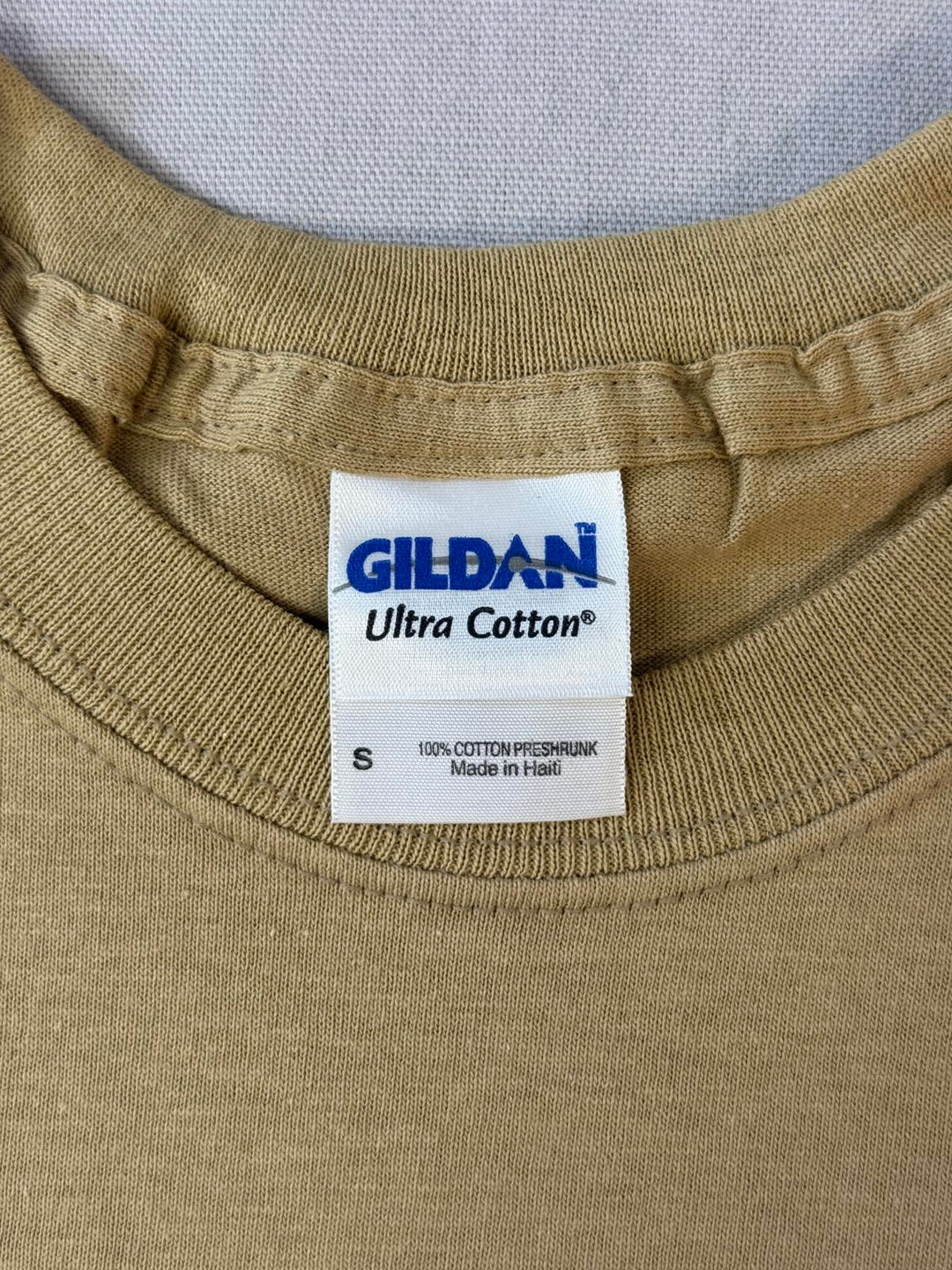 Phish T-shirt - Classic Phish Fish Logo Rainbow Tan 2007 S