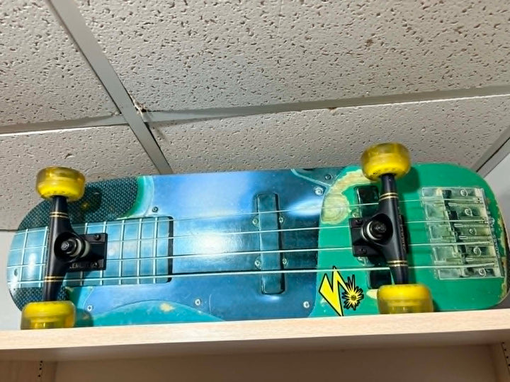 ELEMENT Bad Brains "Bass Guitar" 9.5" SLIGHTLY USED Complete Skateboard