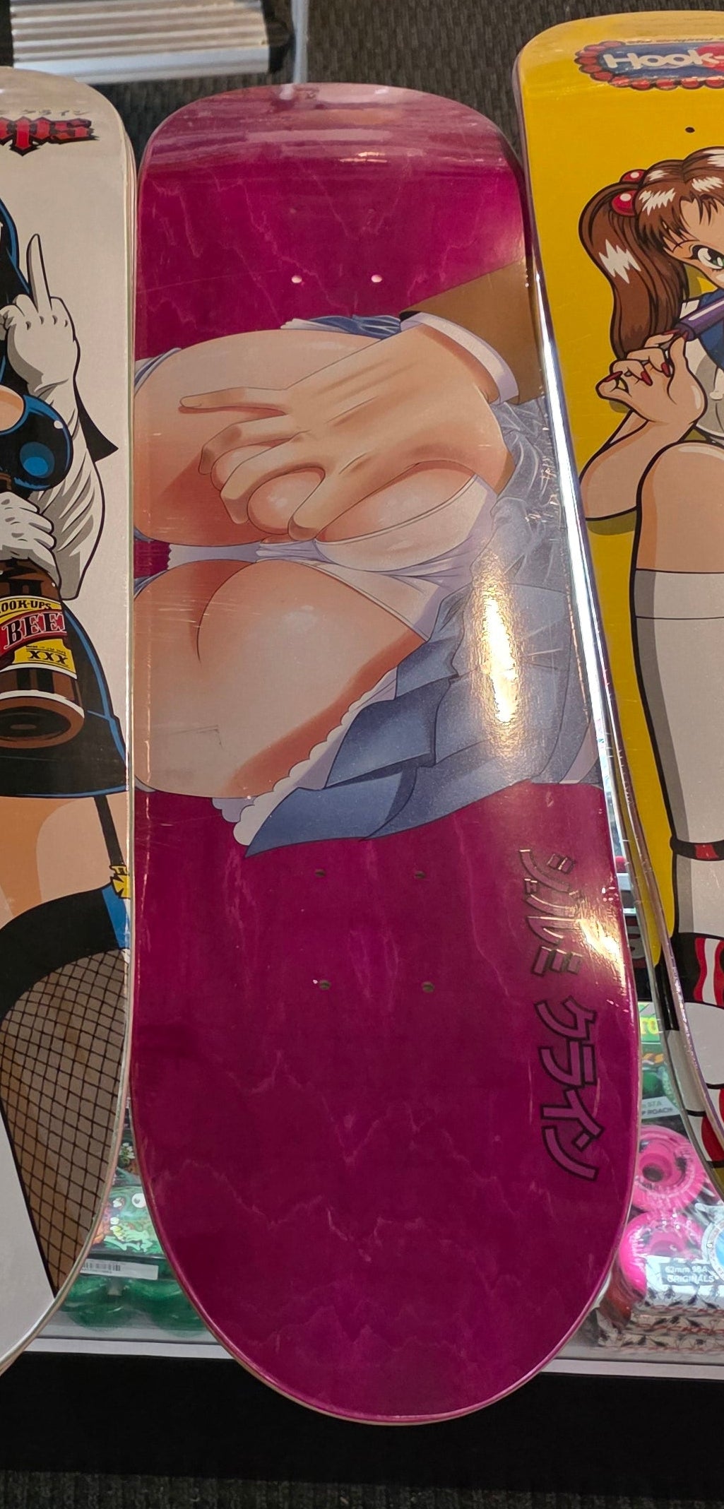 Hook Ups ASSistant Akiko 8.25" Skateboard Deck