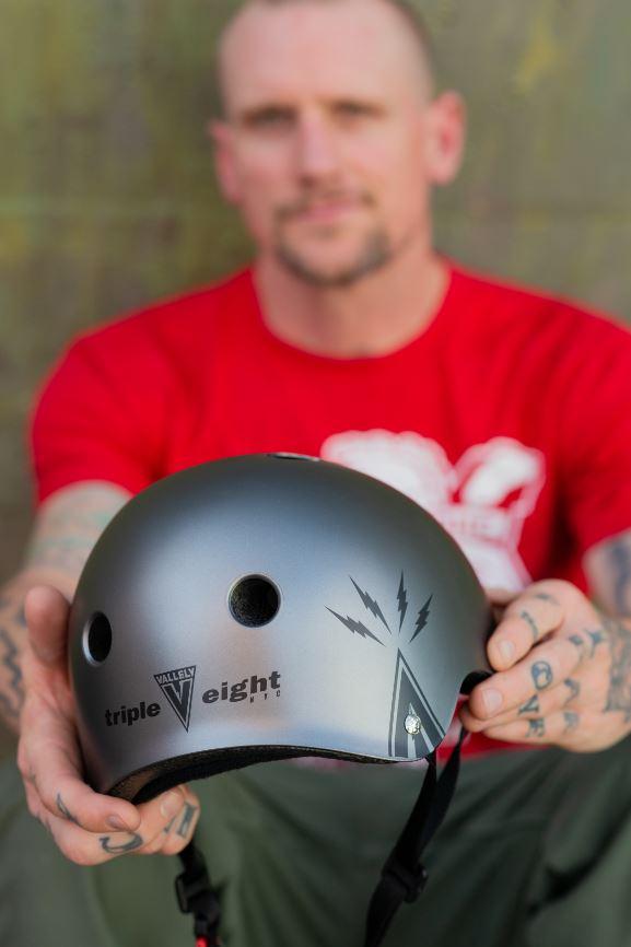 Triple Eight Mike Vallely Signature Edition Certified Sweatsaver Skate - The Dark Slide Triple Eight Mike Vallely Signature Edition Certified Sweatsaver Skate - The Dark Slide